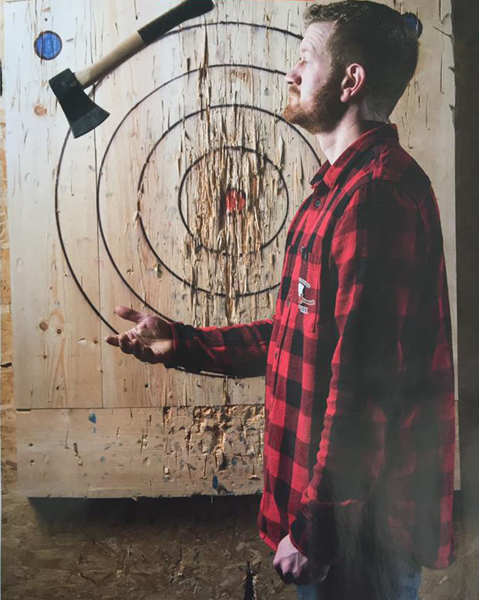 Axe Throwing at its best Lumber Lounge Throw Axes and have fun